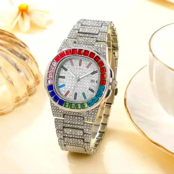 Rhinestone Decor Round Quartz Watch &  Bracelet...NWT - Picture 4 of 7